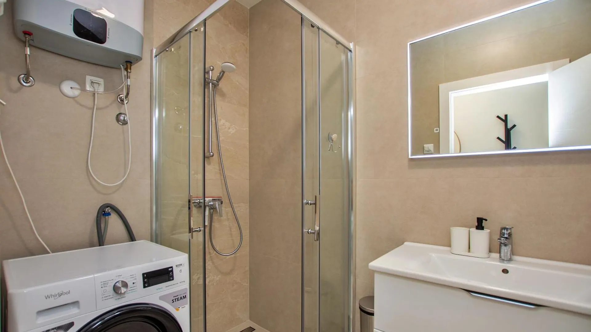 Apartament Pine Hills Zadar